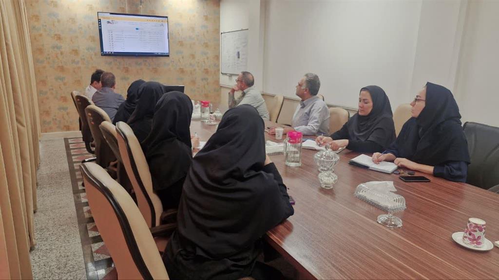جلسه مشترك دفتر آموزش كاركنان و اداره دبیرخانه