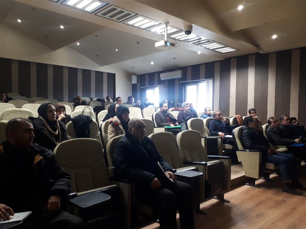 برگزاری دوره آموزشی «آشنایی با قوانین و روشهای برگزاری مناقصه و مزایده »