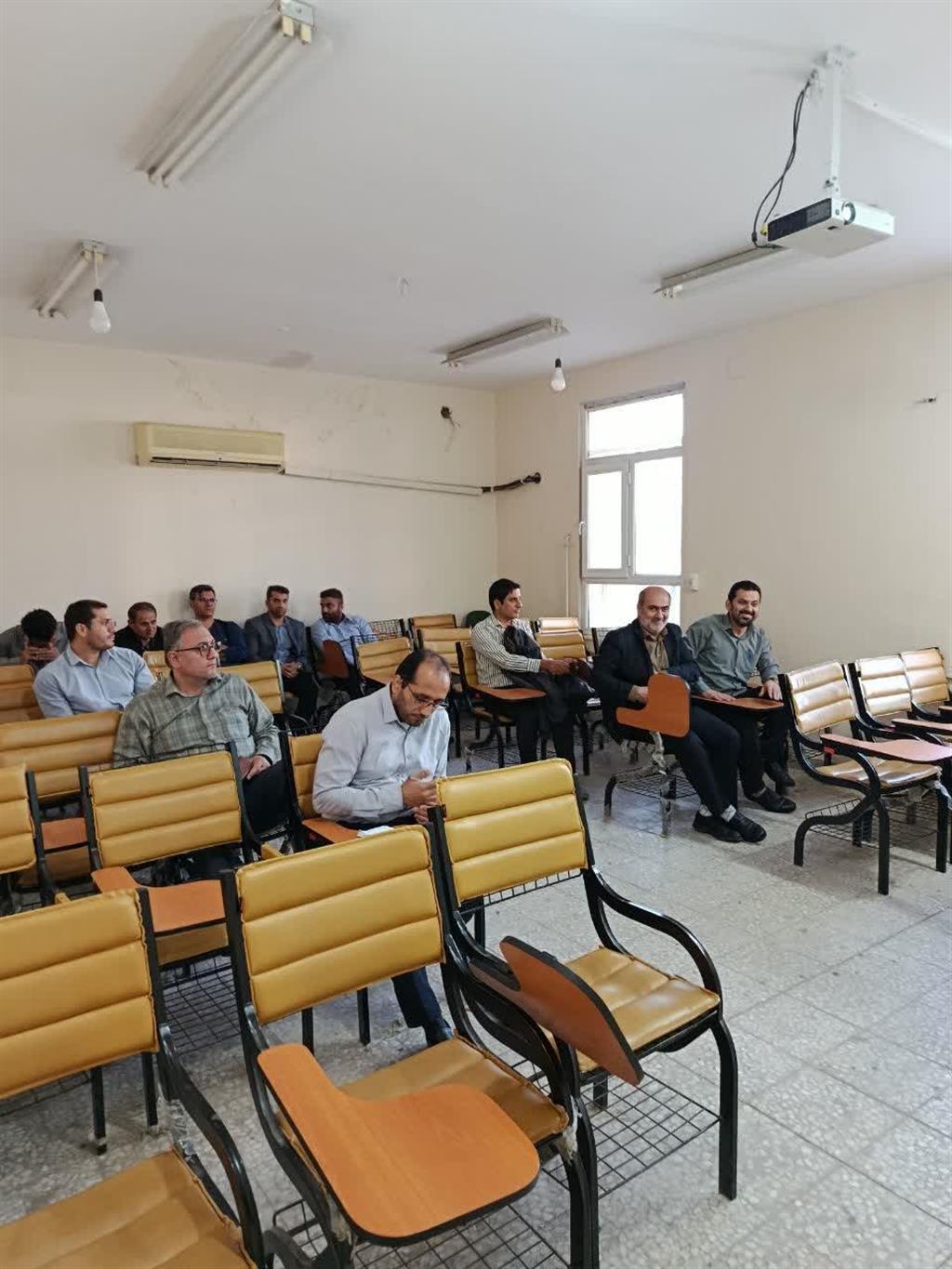 برگزاری دوره آموزشی "توسعه اقتصادی و اجتماعی در جامعه عشایری"